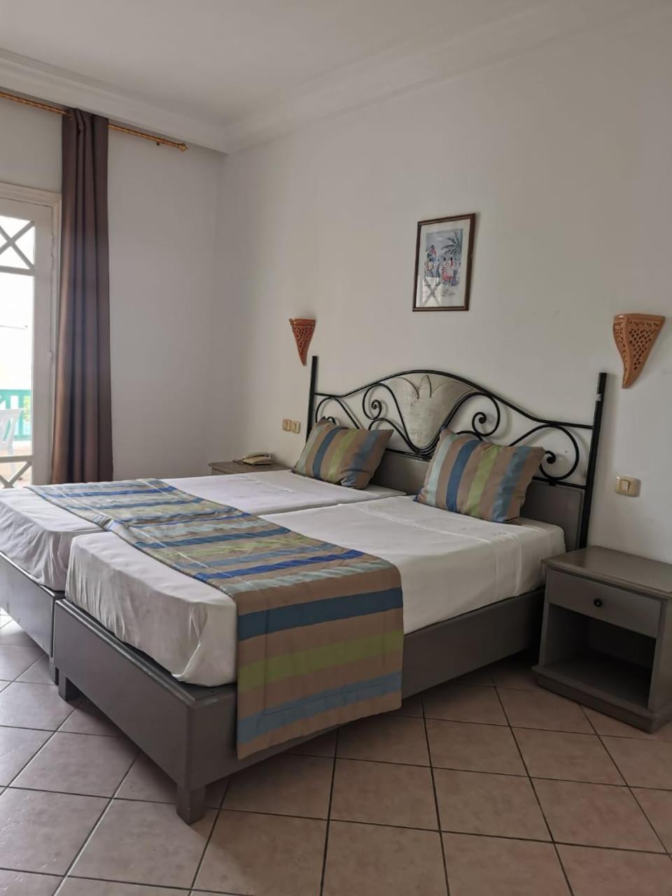 Hotel Diar Yassine 米多恩 外观 照片