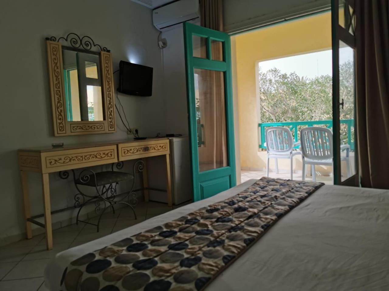 Hotel Diar Yassine 米多恩 外观 照片